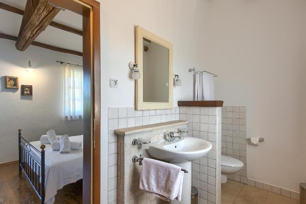 Villa Olivetta By Istrian Country Houses Barat  Buitenkant foto